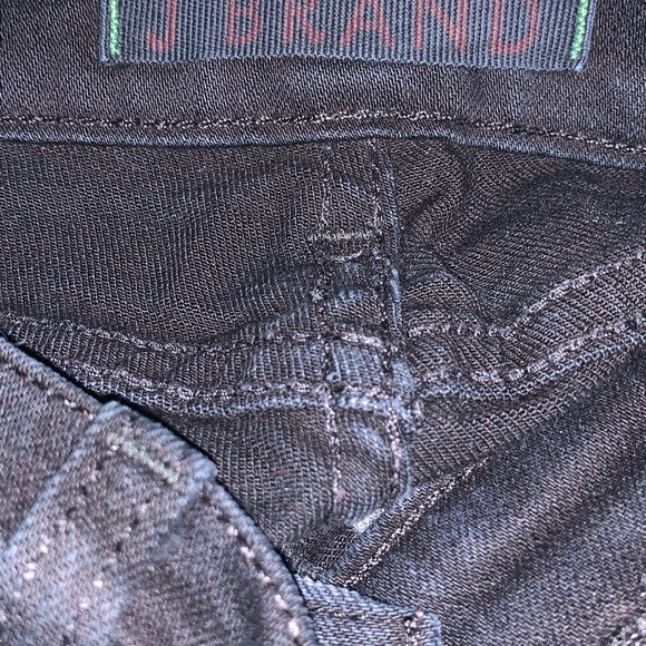 J Brand Jett/Black Skinny Jeans, Size 26 - Picture 6 of 6